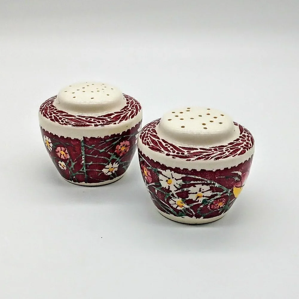 Vintage Vernon Kilns Lei Lani Ceramic Salt & Pepper Shakers